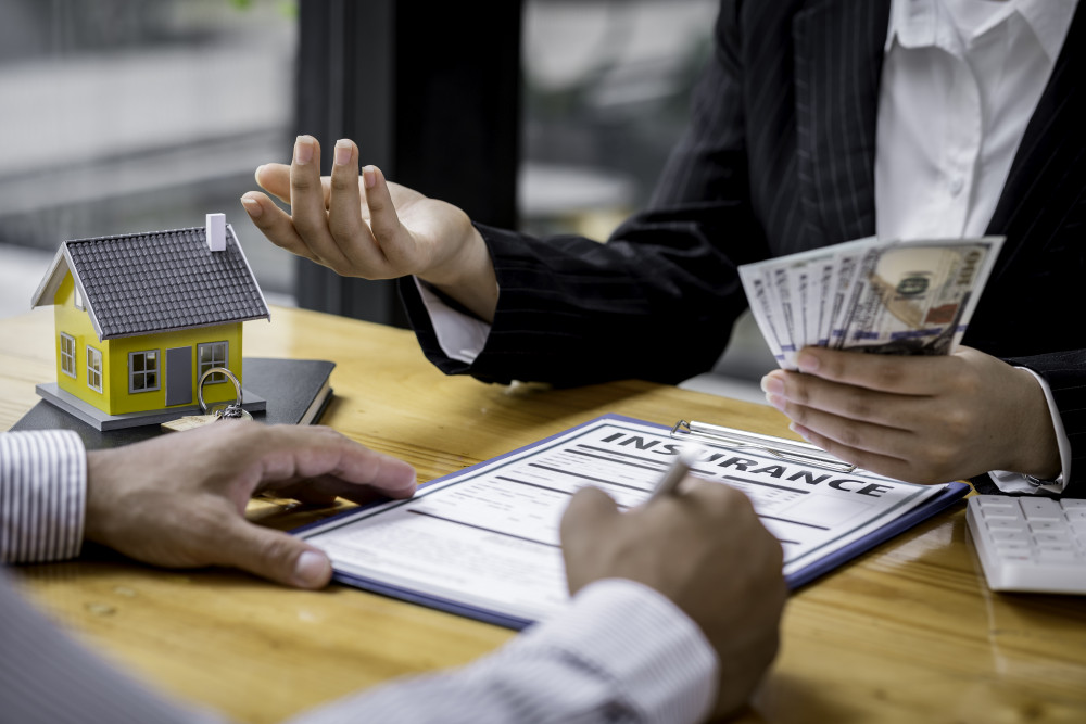 Vente de maison contenant de l'amiante : les enjeux, obligations et précautions à prendre