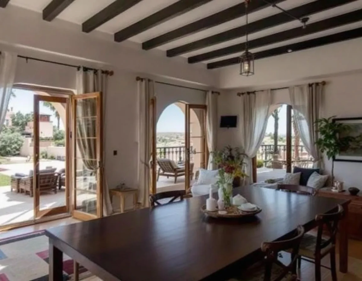 Villa de Charme en Vente à Guéliz, Marrakech : Confort et Situation Exceptionnelle